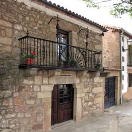 Country house El Molino Del Pepe Almajano